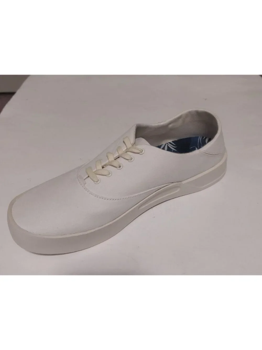 Olukai Tradewind Shoes Mens Size 11 Casual Lace Up Boat Beach Sneakers Off White